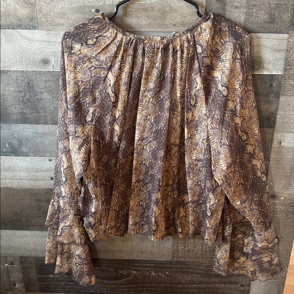 A.n.a Snake Print Ruffled Top - Picture 7 of 9